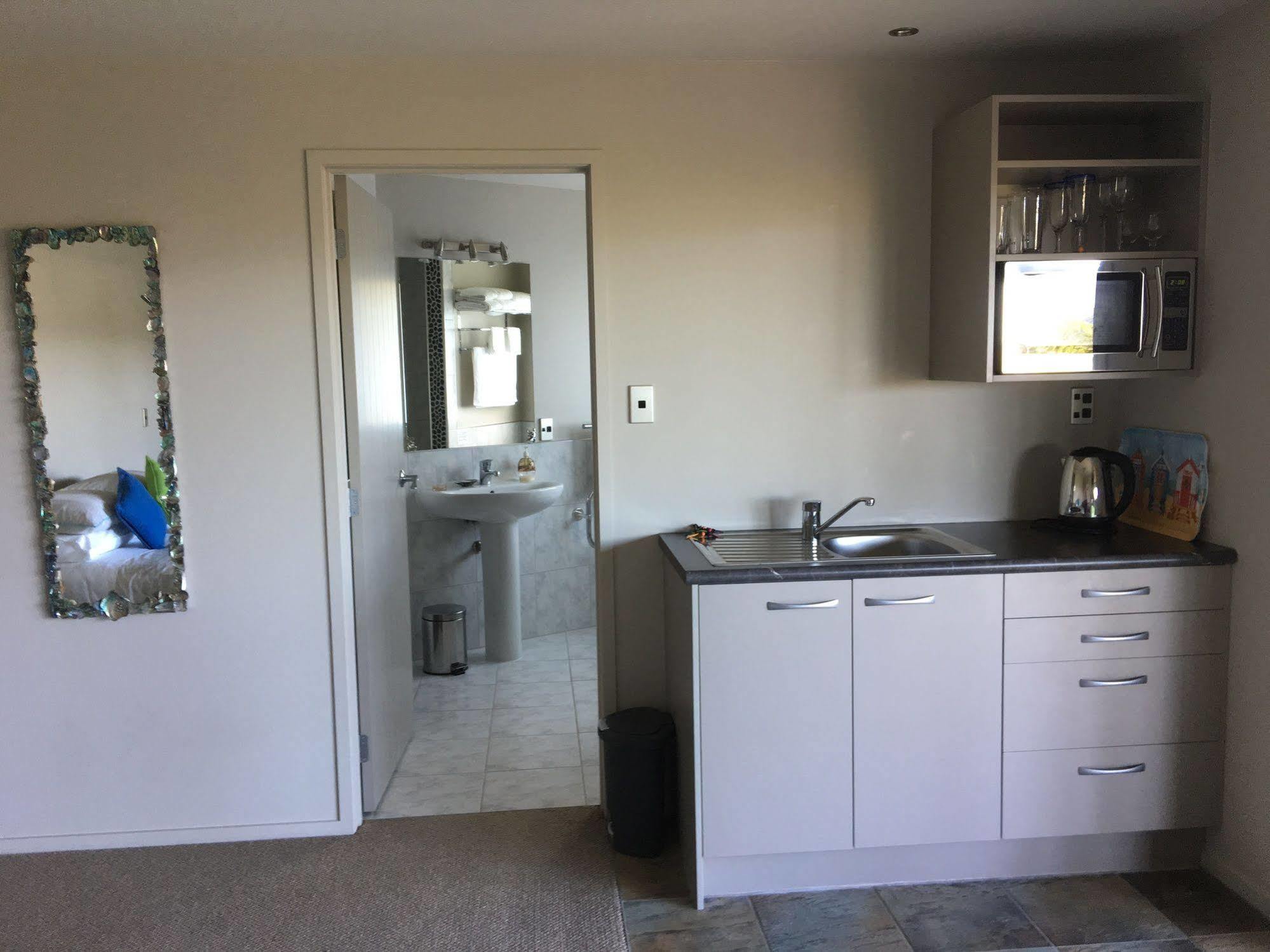 Whangamata Vistas B&B Kültér fotó